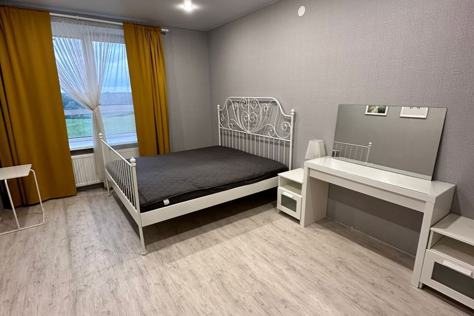 Сдаётся 2-комнатная квартира, 62 м²