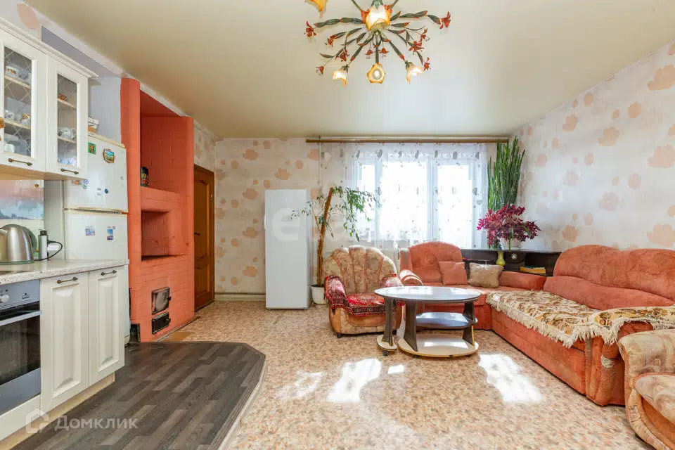 Продаётся 3-этажный дом, 169.4 м²
