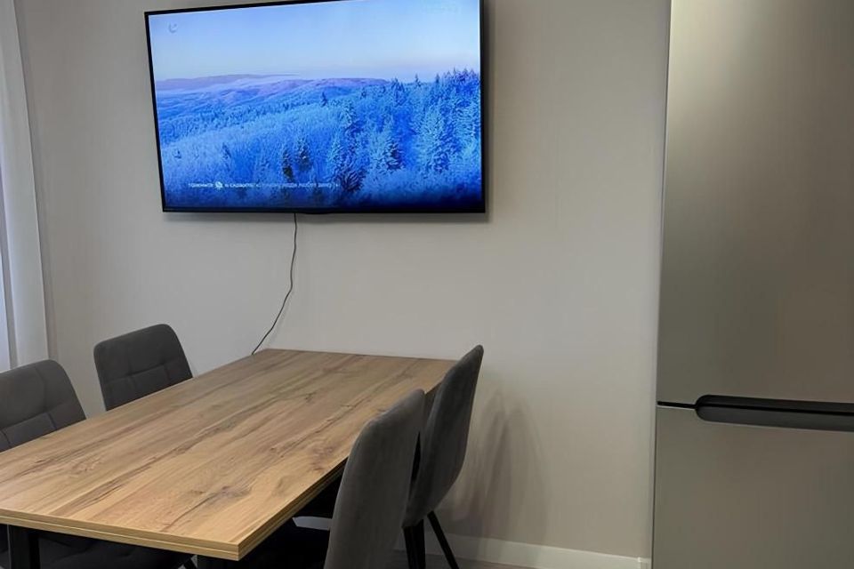 Продаётся 2-комнатная квартира, 55.6 м²