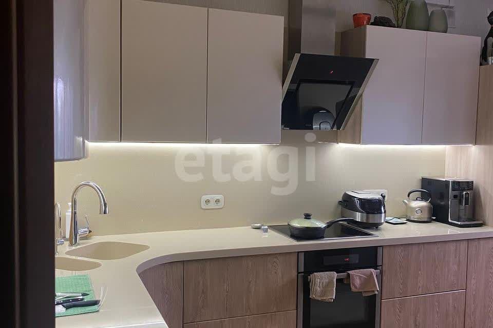 Продаётся 3-комнатная квартира, 88.6 м²