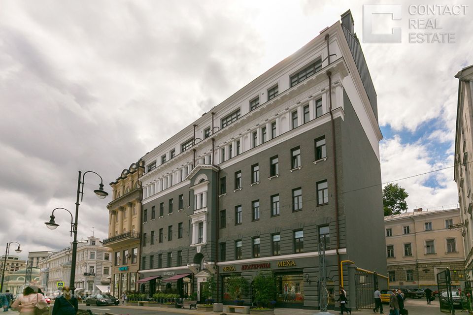 Продаётся 5-комнатная квартира, 265 м²