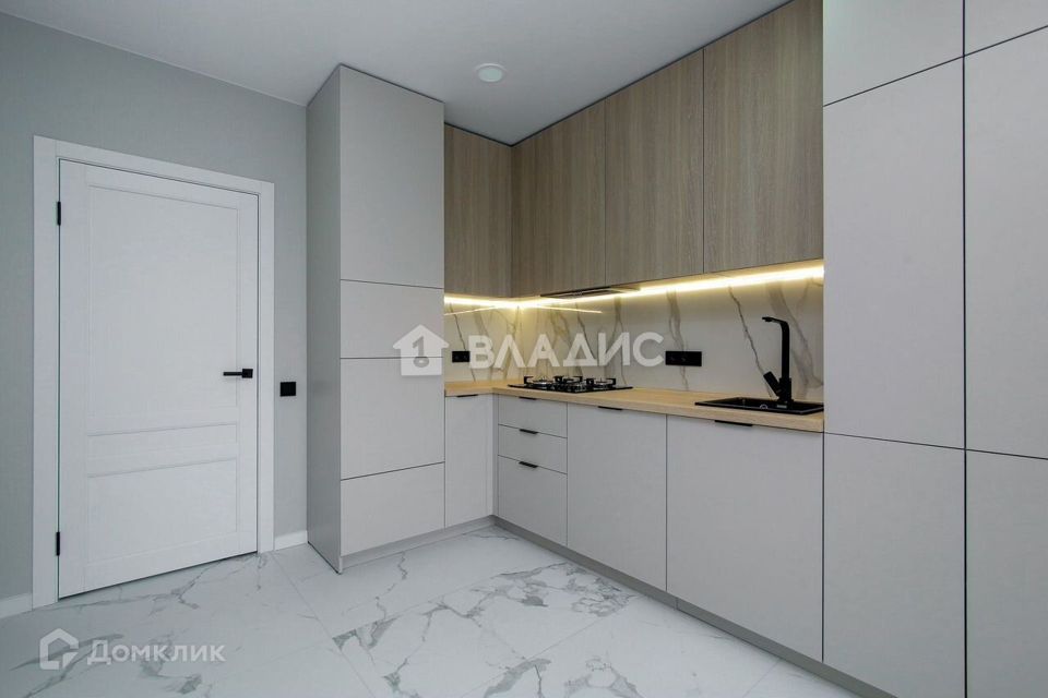 Продаётся 2-комнатная квартира, 68.2 м²