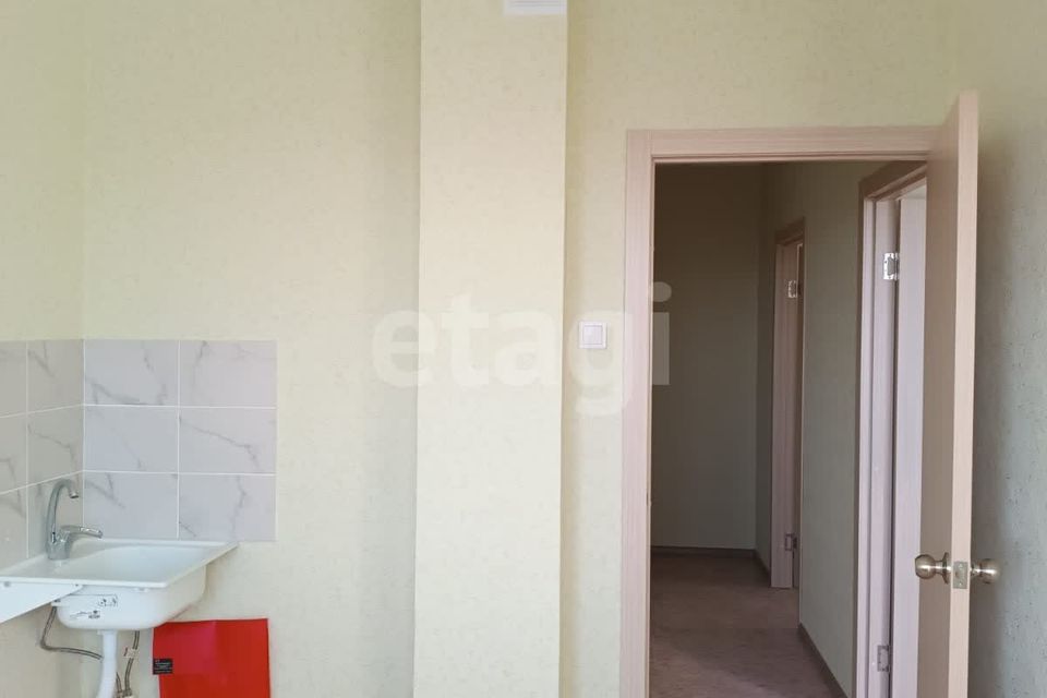 Продаётся 2-комнатная квартира, 44.8 м²