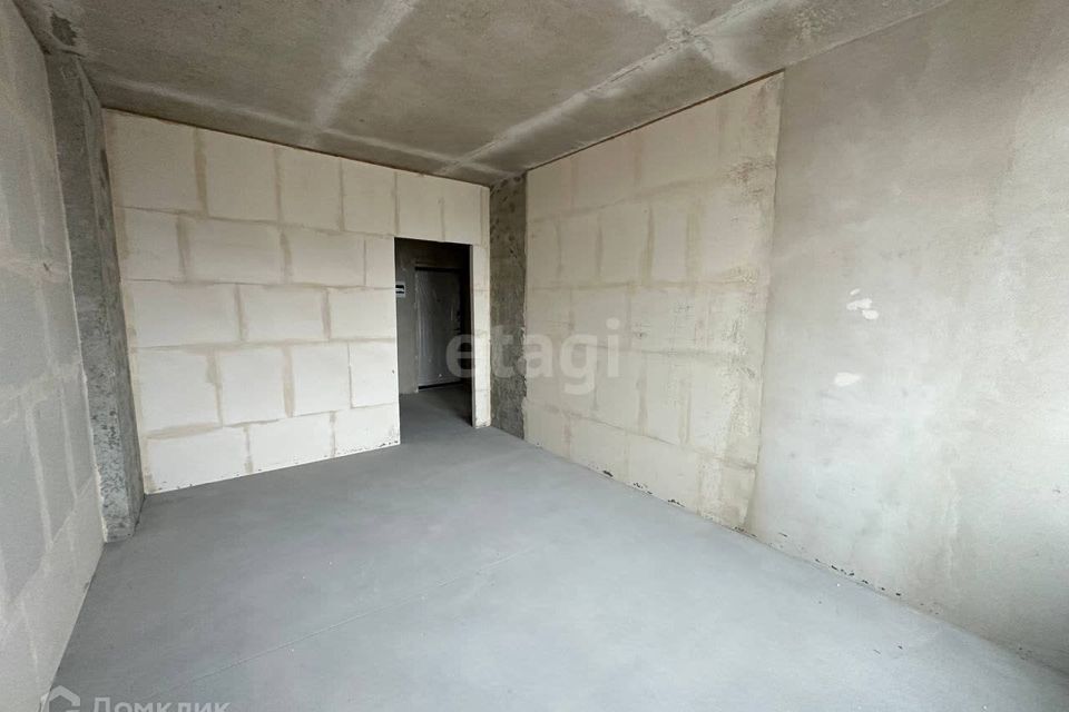 Продаётся 1-комнатная квартира, 41.93 м²