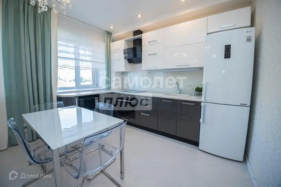Продаётся 3-комнатная квартира, 66.3 м²