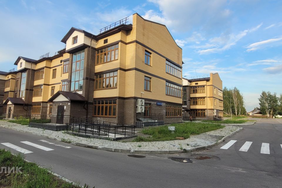 Продаётся 3-комнатная квартира, 78.15 м²