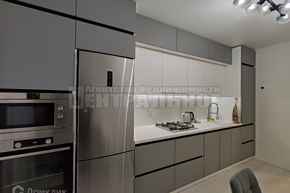 Продаётся 1-комнатная квартира, 41.22 м²