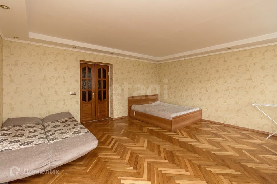 Продаётся 2-комнатная квартира, 61.9 м²