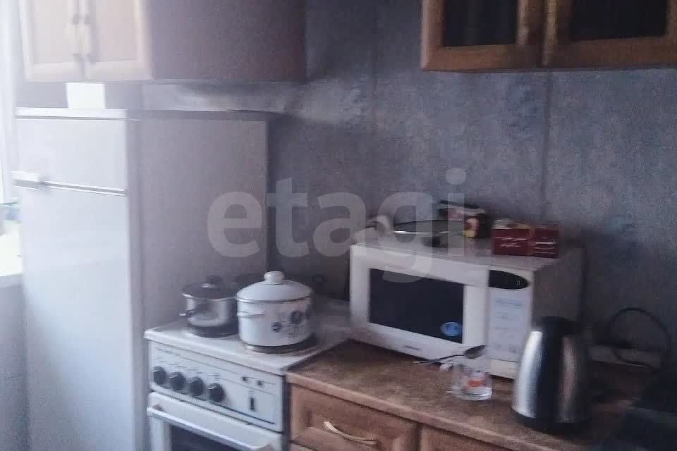 Продаётся 3-комнатная квартира, 62.2 м²