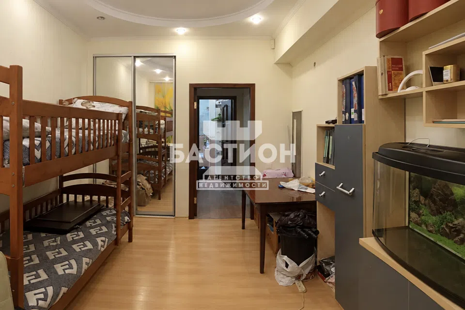Продаётся 3-комнатная квартира, 76 м²
