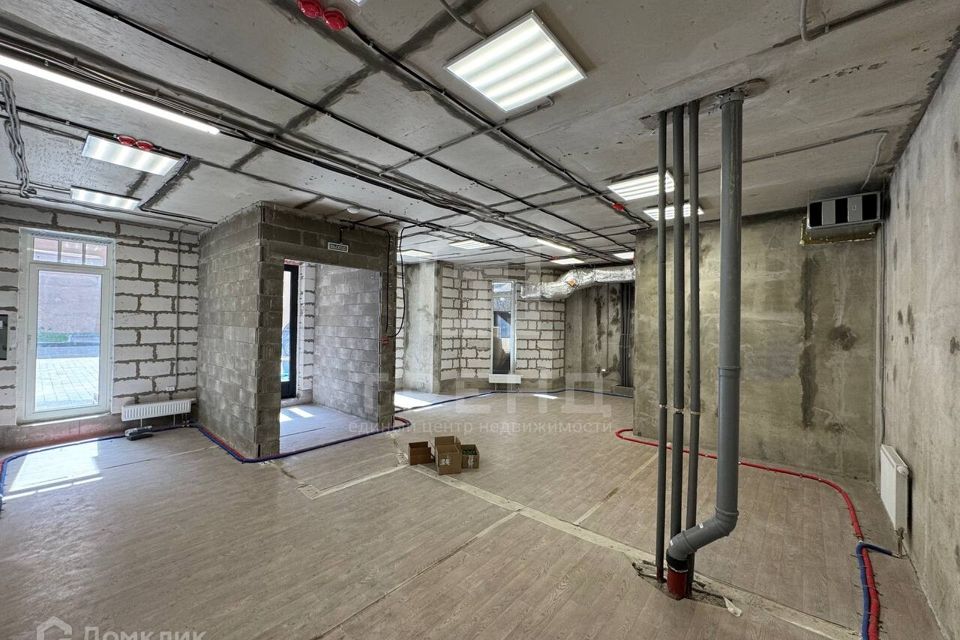 Продаётся 2-комнатная квартира, 98 м²