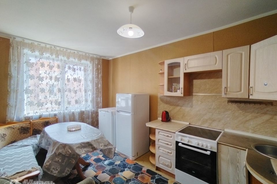 Сдаётся 1-комнатная квартира, 42.3 м²