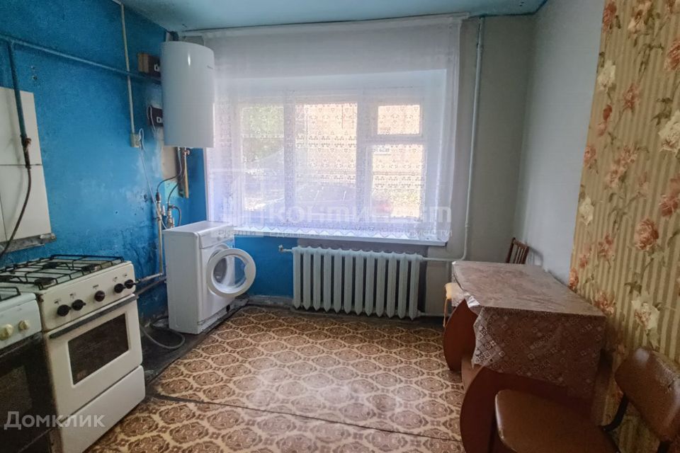 Продаётся комната в 6-комн. квартире, 11.8 м²