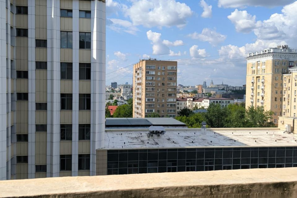 Сдаётся комната в 3-комн. квартире, 22.64 м²