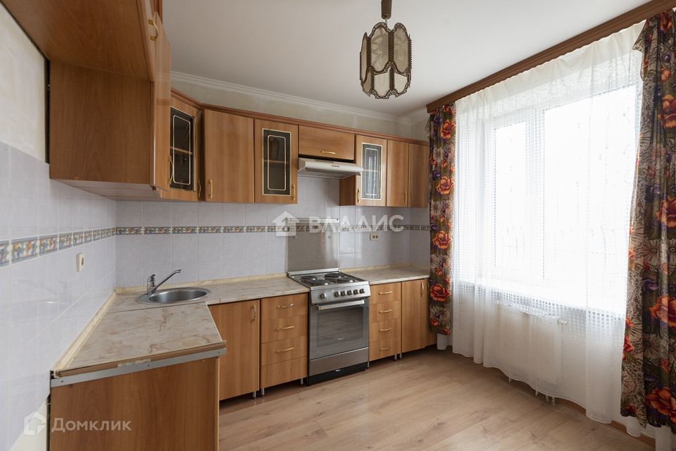 Продаётся 1-комнатная квартира, 40.2 м²