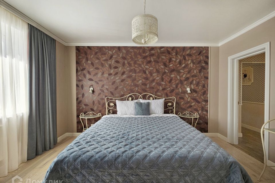 Продаётся 4-комнатная квартира, 95 м²