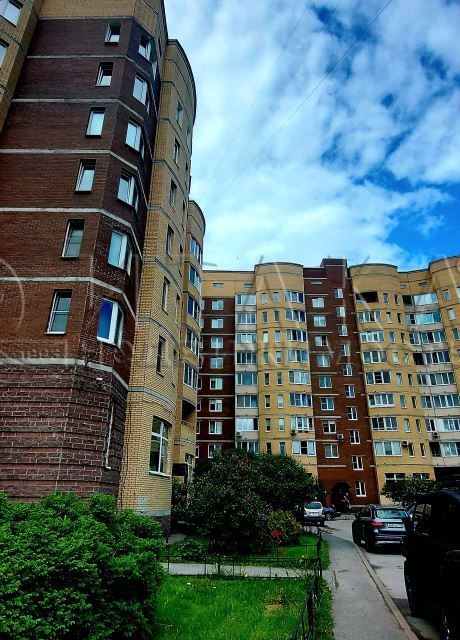 Продаётся 4-комнатная квартира, 109.4 м²