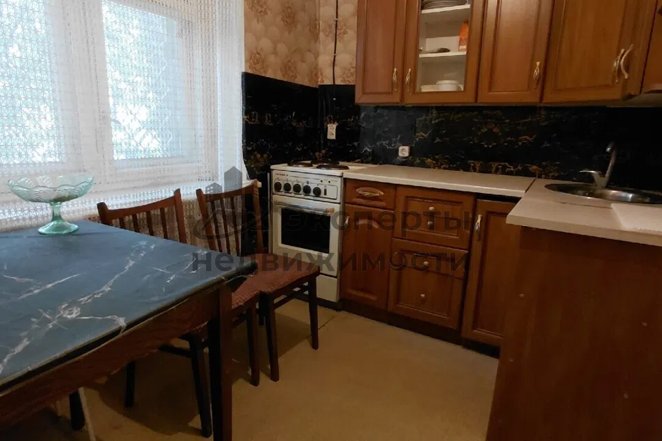 Продаётся 2-комнатная квартира, 40.7 м²
