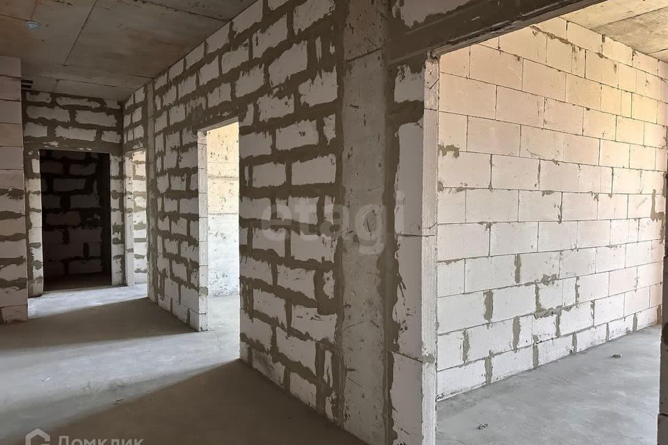 Продаётся 2-комнатная квартира, 76 м²