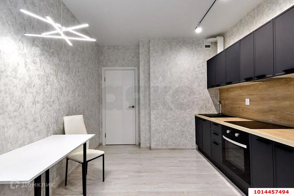 Продаётся 2-комнатная квартира, 66 м²