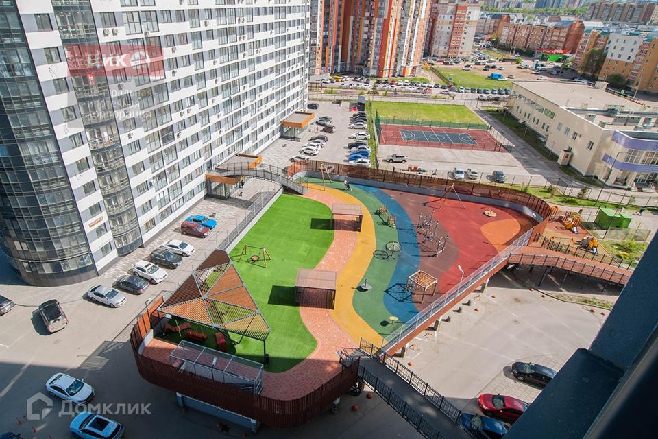 Продаётся 1-комнатная квартира, 43 м²