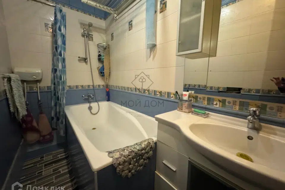 Сдаётся комната в 3-комн. квартире, 14 м²