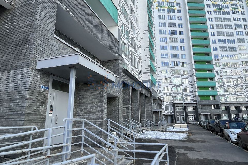 Продаётся 2-комнатная квартира, 92.8 м²