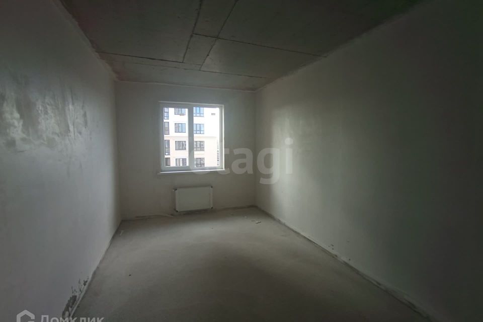 Продаётся 1-комнатная квартира, 35.7 м²