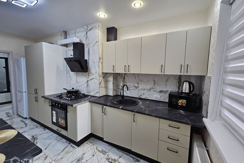 Продаётся 1-комнатная квартира, 52.1 м²