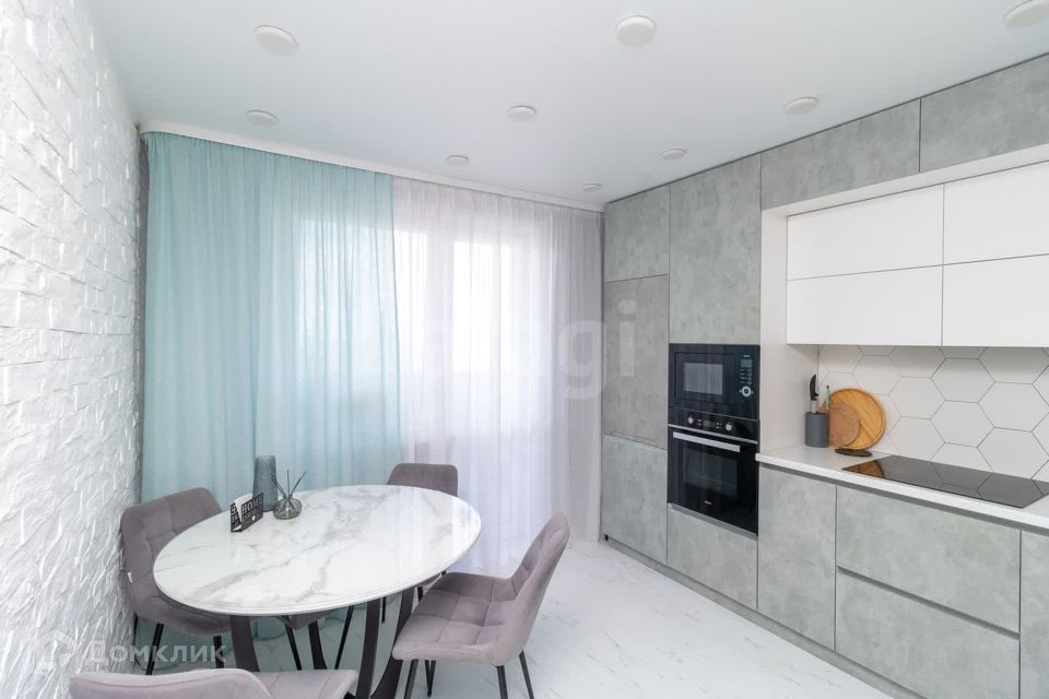 Продаётся 2-комнатная квартира, 48.2 м²