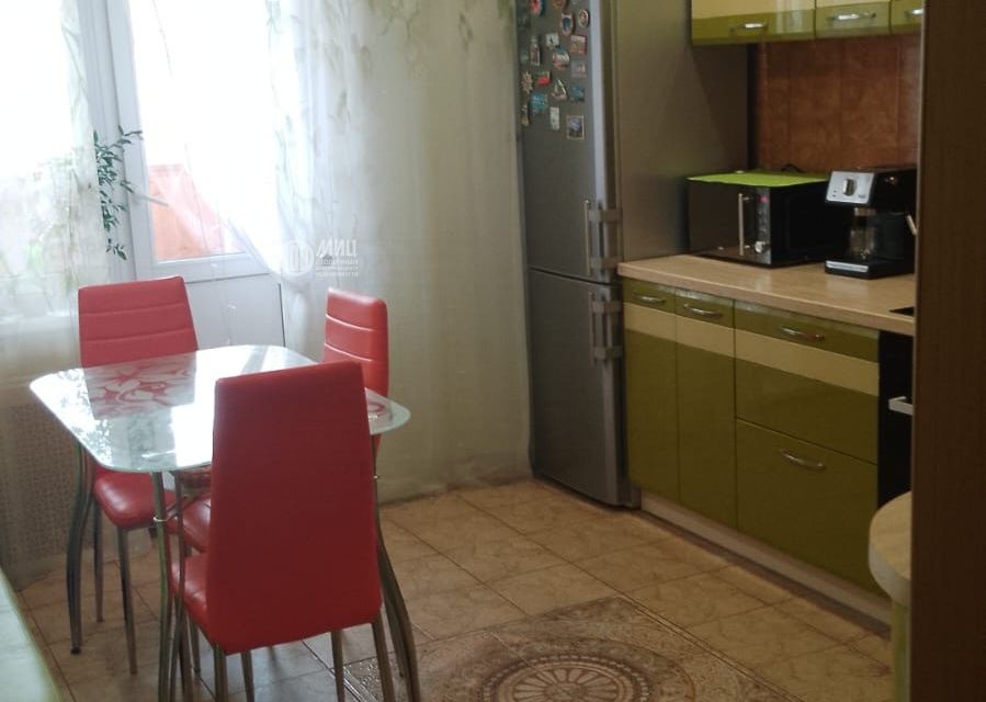 Продаётся 2-комнатная квартира, 69.2 м²