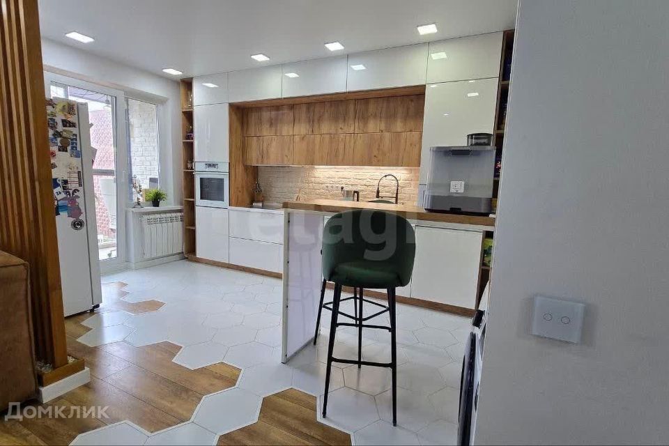 Продаётся 2-комнатная квартира, 52.7 м²