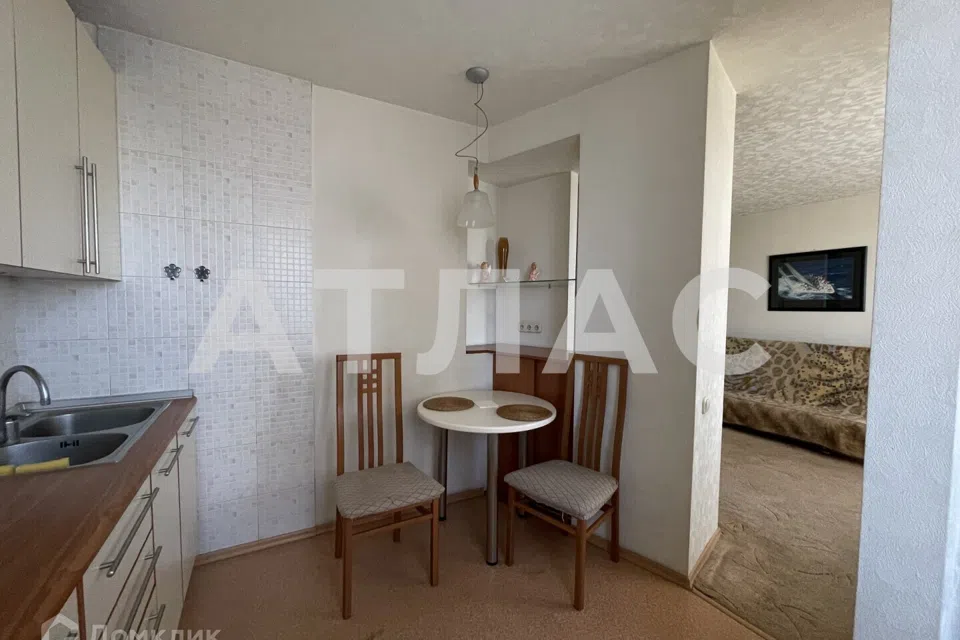 Сдаётся 1-комнатная квартира, 32 м²