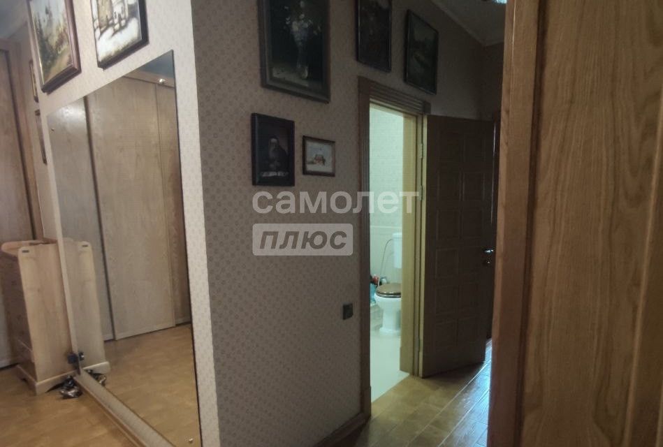Продаётся 2-комнатная квартира, 70.5 м²