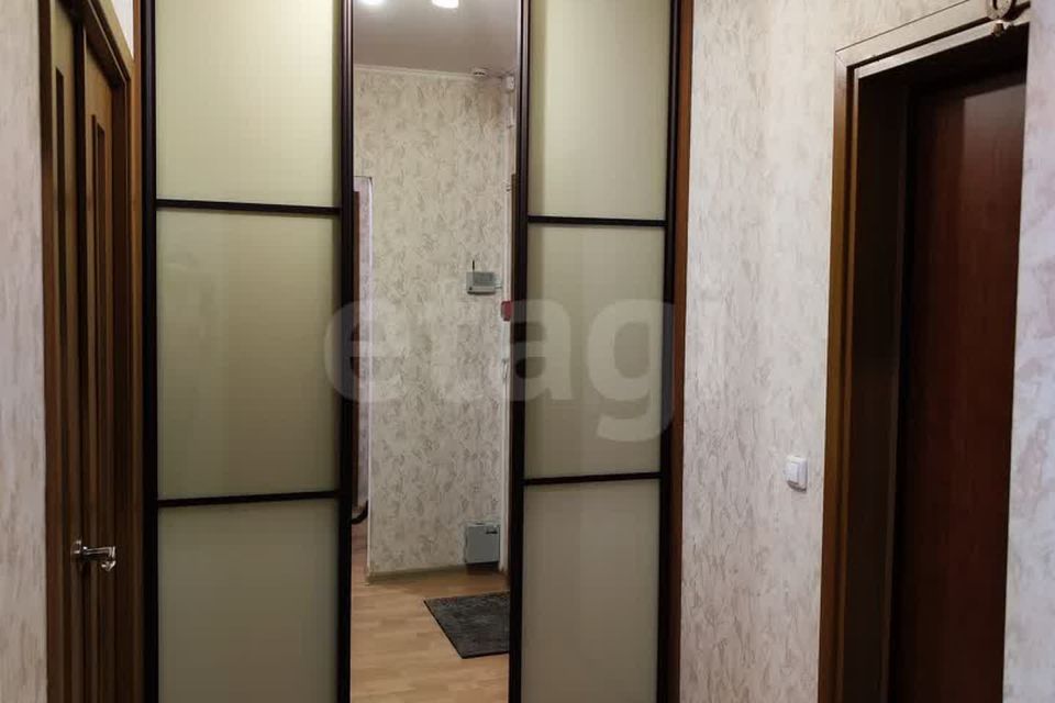 Продаётся 1-комнатная квартира, 42 м²