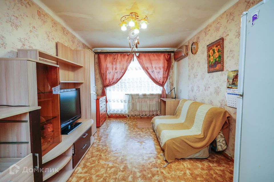 Продаётся 3-комнатная квартира, 50.6 м²