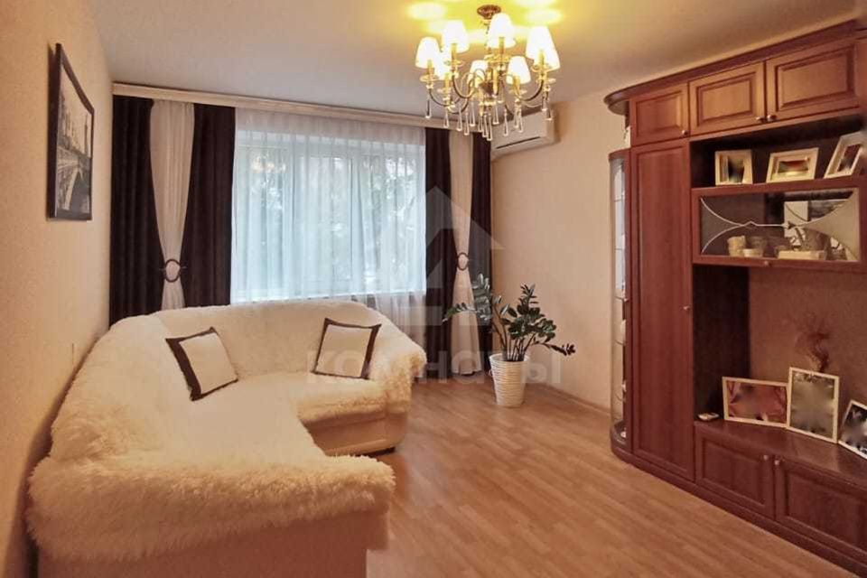 Продаётся 2-комнатная квартира, 55.2 м²