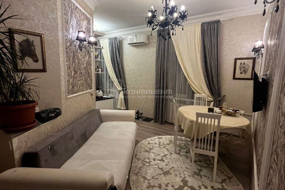 Продаётся 2-комнатная квартира, 60.3 м²