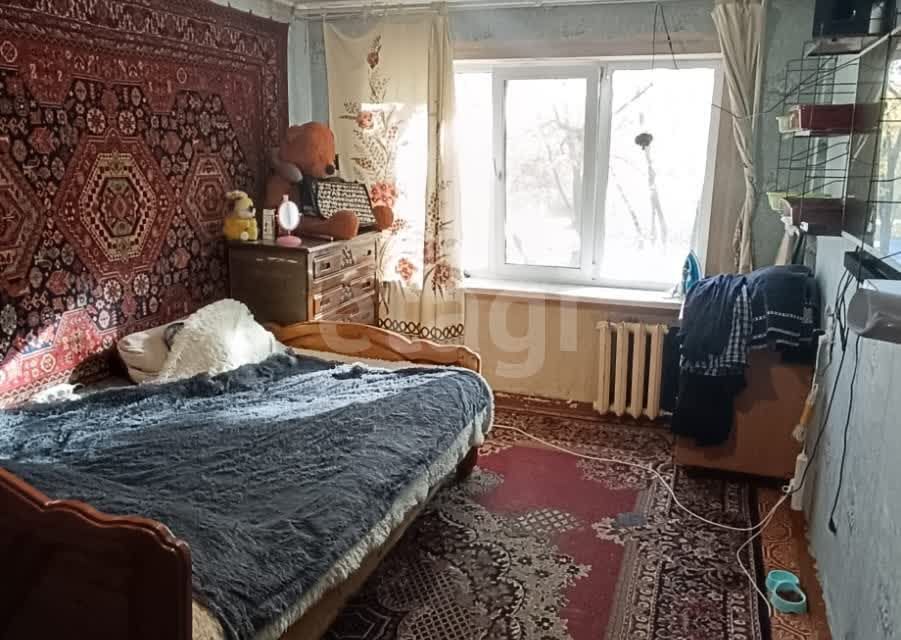 Продаётся комната в 1-комн. квартире, 20 м²