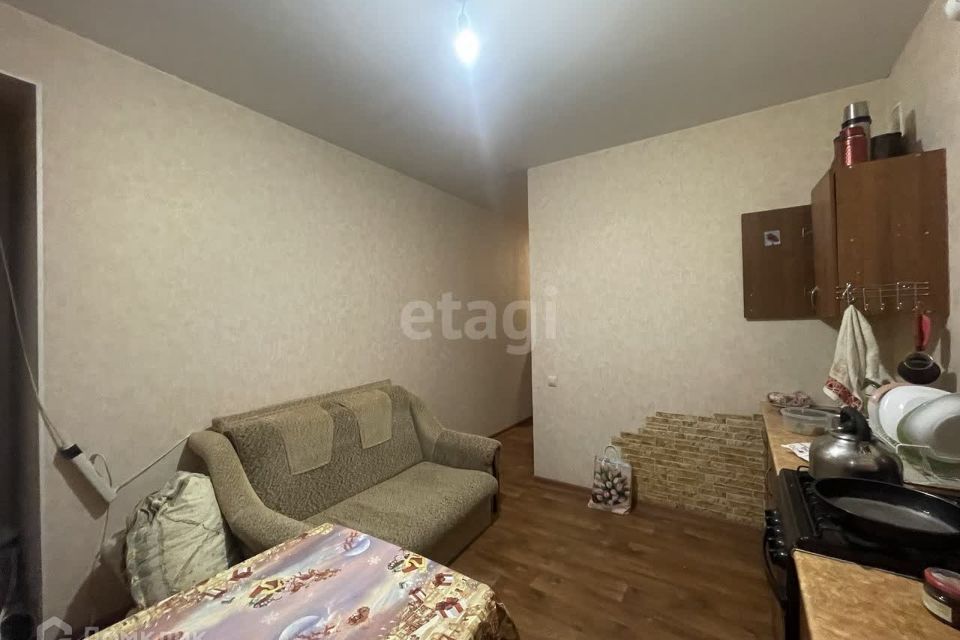 Продаётся 1-комнатная квартира, 49.8 м²