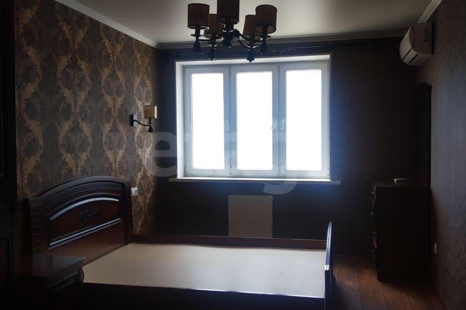 Сдаётся 2-комнатная квартира, 69 м²
