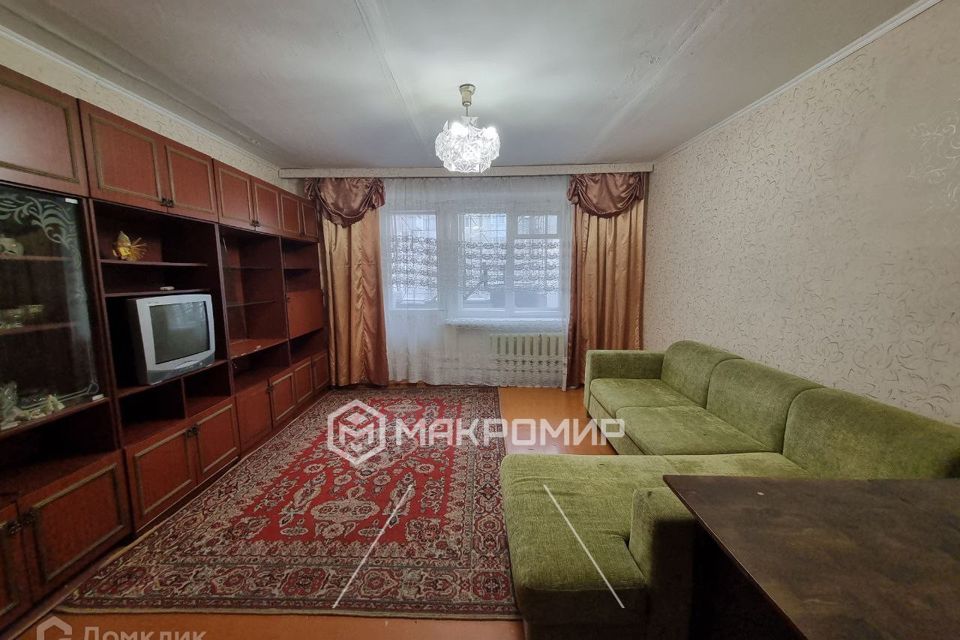 Продаётся 3-комнатная квартира, 61.8 м²