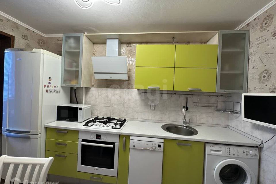 Продаётся 1-комнатная квартира, 37.2 м²
