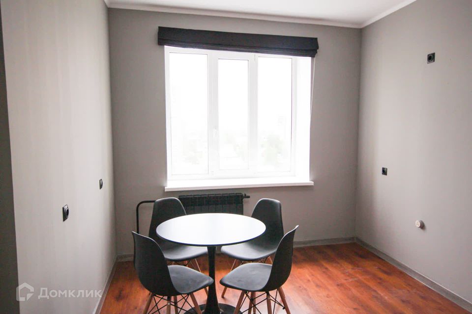 Продаётся 2-комнатная квартира, 57.2 м²