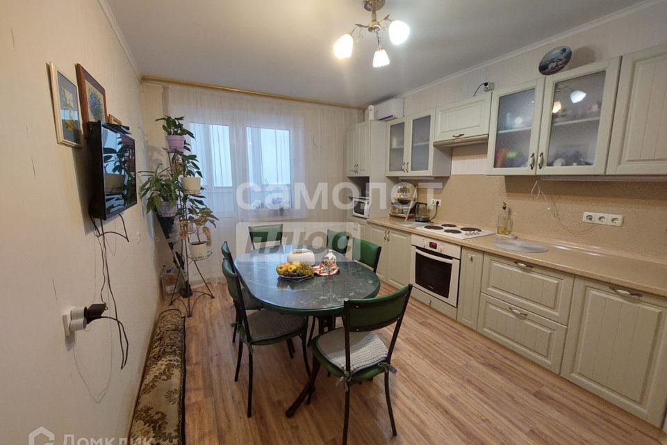 Продаётся 3-комнатная квартира, 80 м²