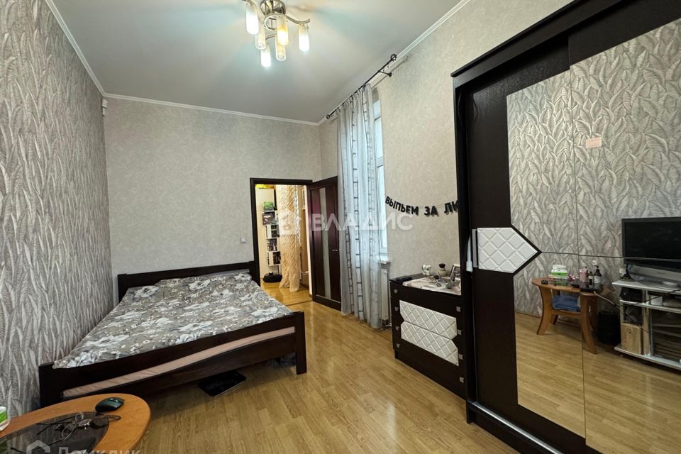 Продаётся 2-комнатная квартира, 64.6 м²