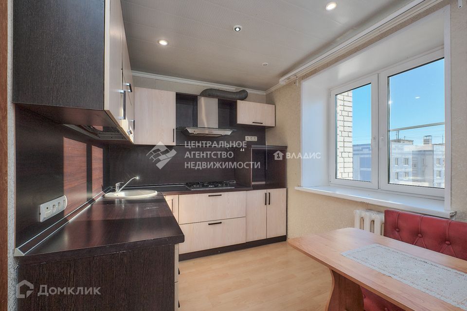 Продаётся 1-комнатная квартира, 38.2 м²