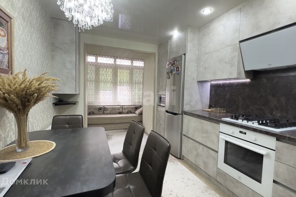 Продаётся 3-комнатная квартира, 70.9 м²