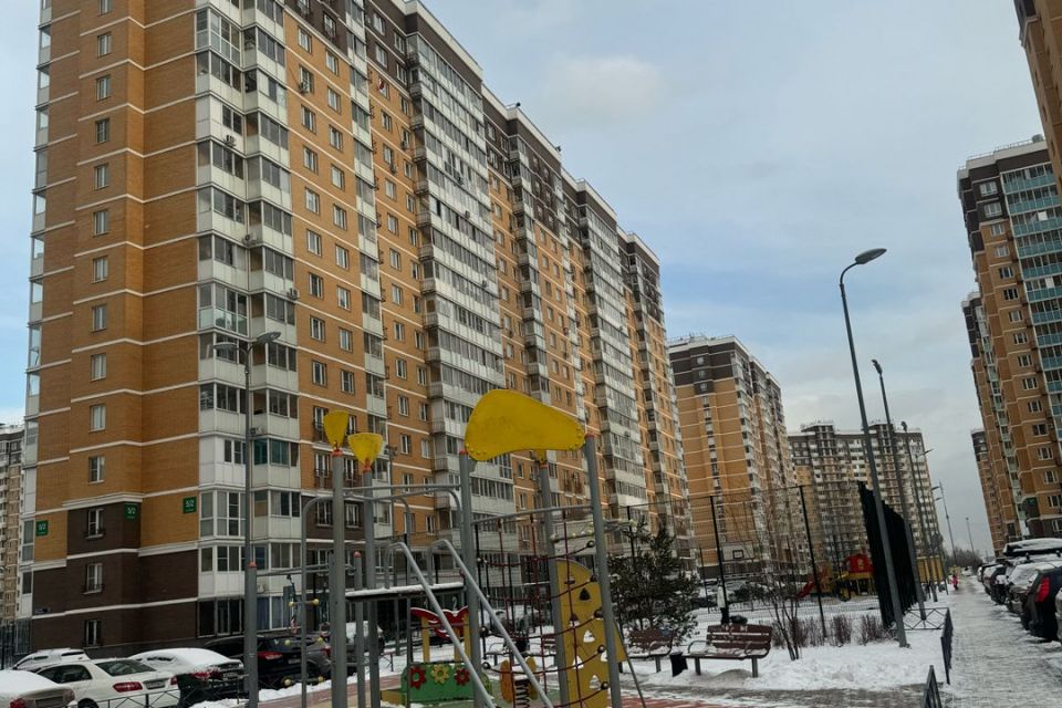 Продаётся 3-комнатная квартира, 72.4 м²