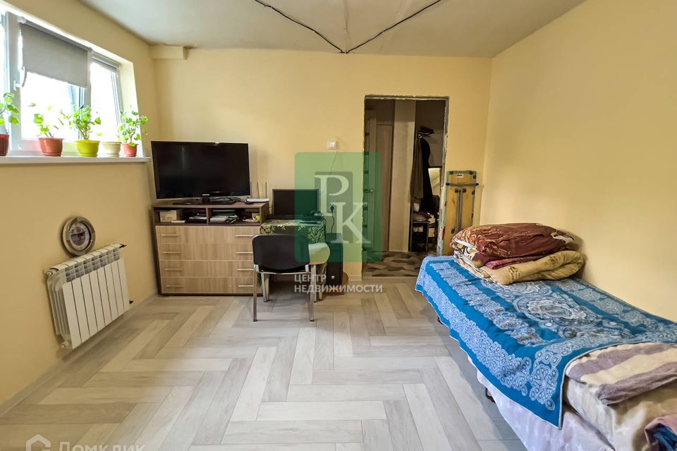 Продаётся 1-комнатная квартира, 38 м²